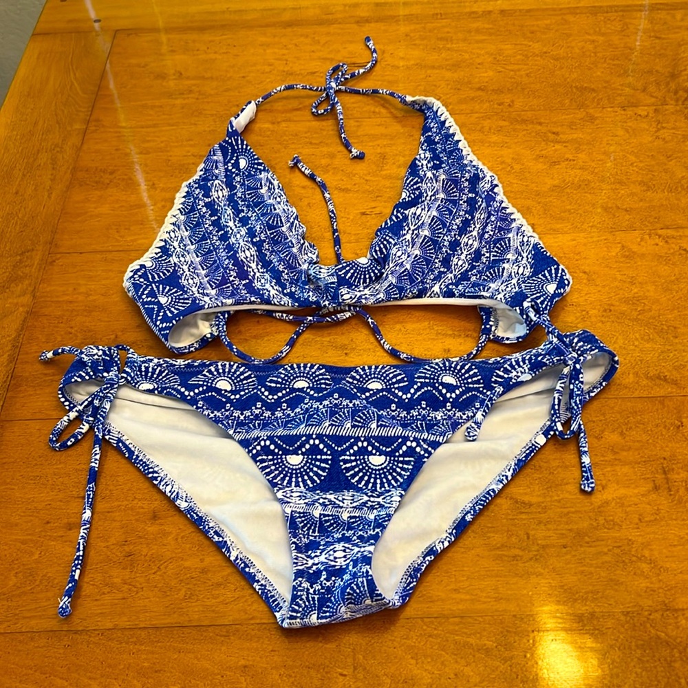 Raisins Blue/White String Bikini SZ XL